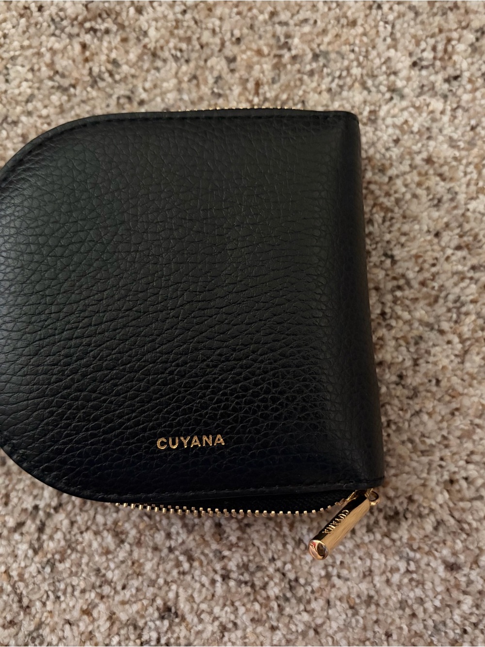 Cuyana Black Leather Zip Card Holder with Gold Hardware